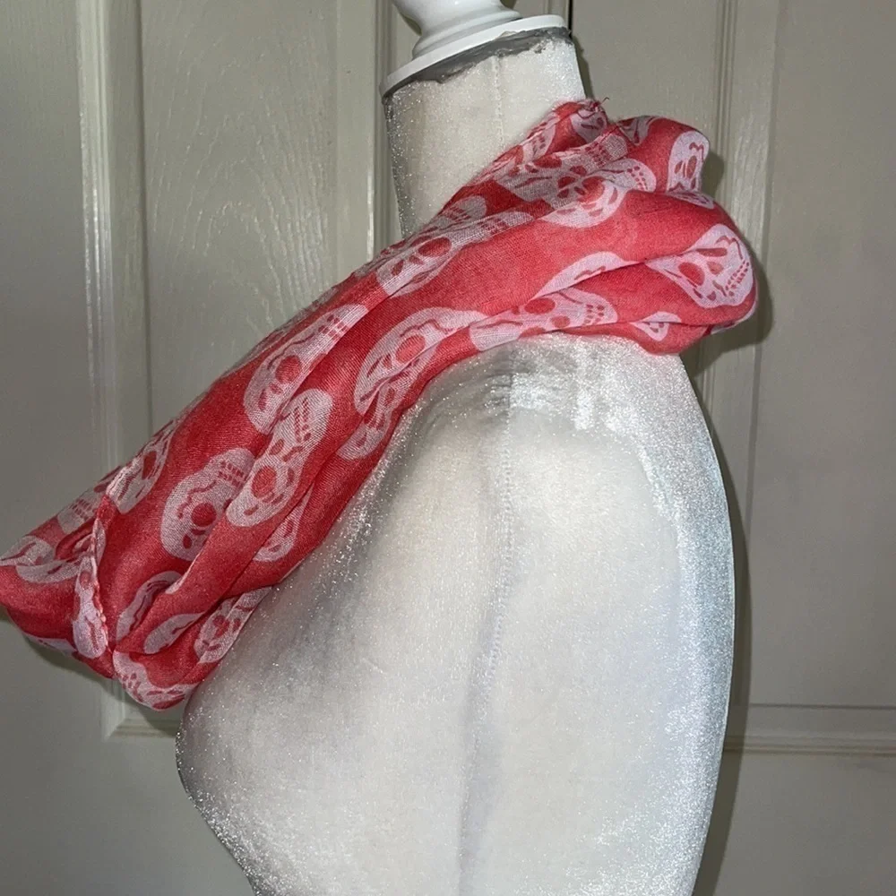 Unbranded Coral And White Skull Infinity Scarf